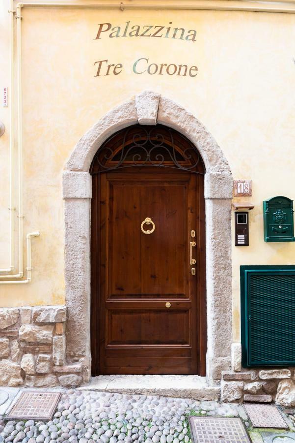 Dreamy Apartment Tre Corone Old Town Desenzano del Garda Exteriör bild